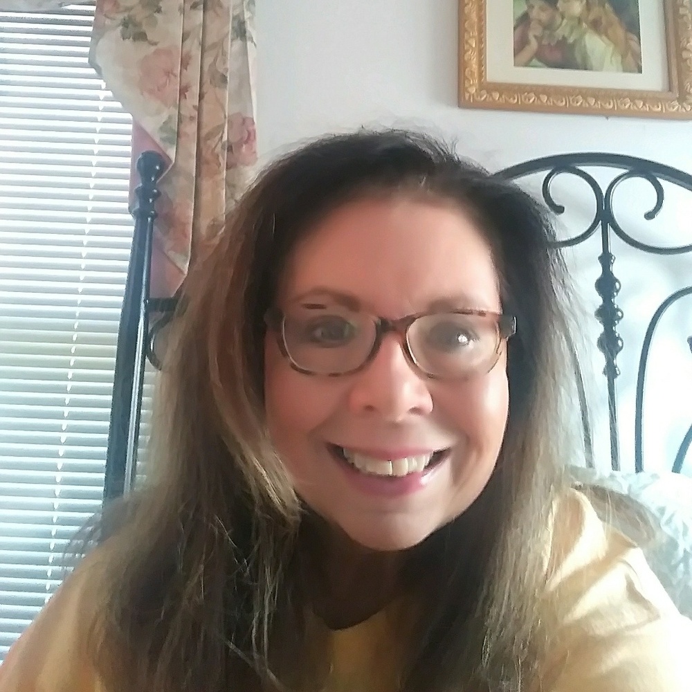 Meet your Posher, Carol